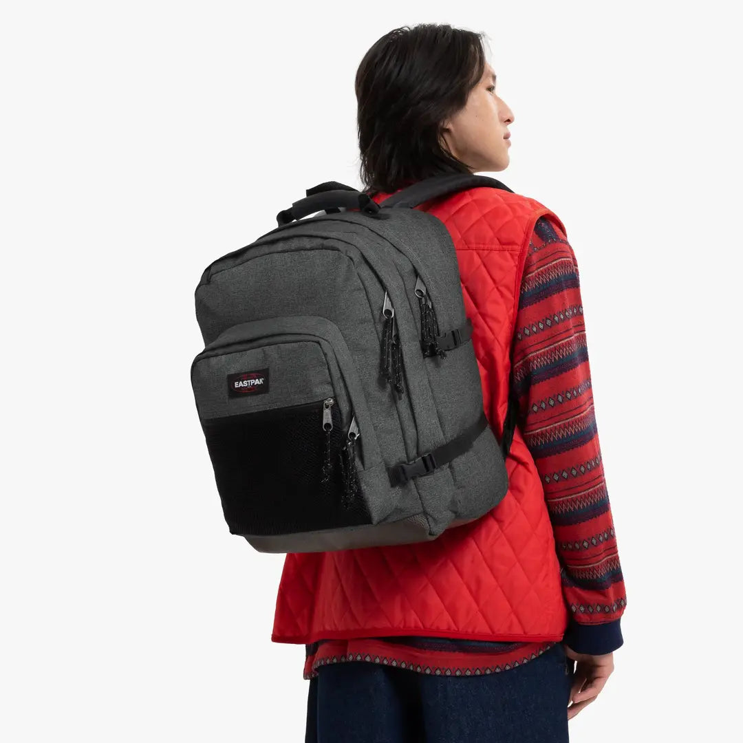 Eastpak Ultimate - Svart Denim Ryggsäck 42cm