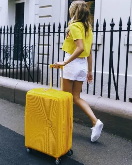 American Tourister Soundbox 67 cm Golden Yellow