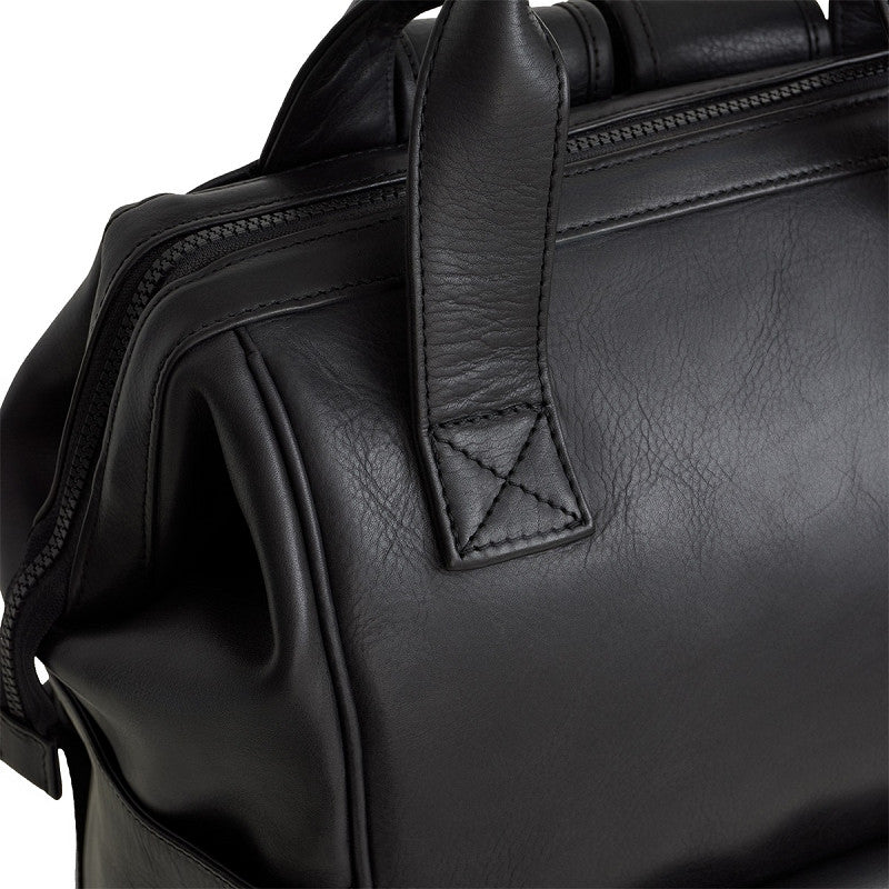 New Rebels Obsidian Tremont Ryggsäck i Läder – Svart