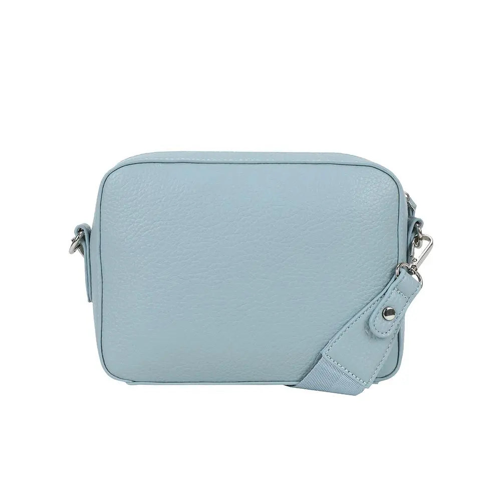 Ulrika Design Bar Zipper - Ljusblå Axelväska 21cm