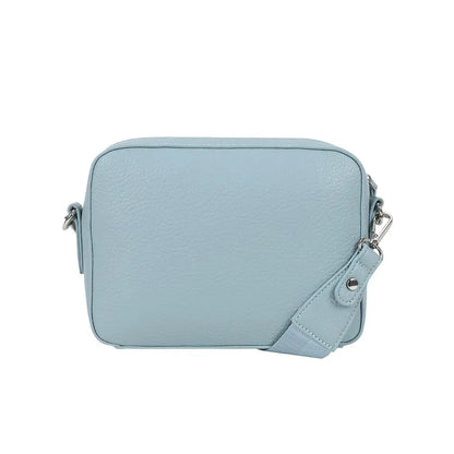 Ulrika Design Bar Zipper - Ljusblå Axelväska 21cm