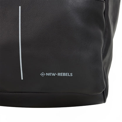 New Rebels Obsidian Tremont Ryggsäck i Läder – Svart