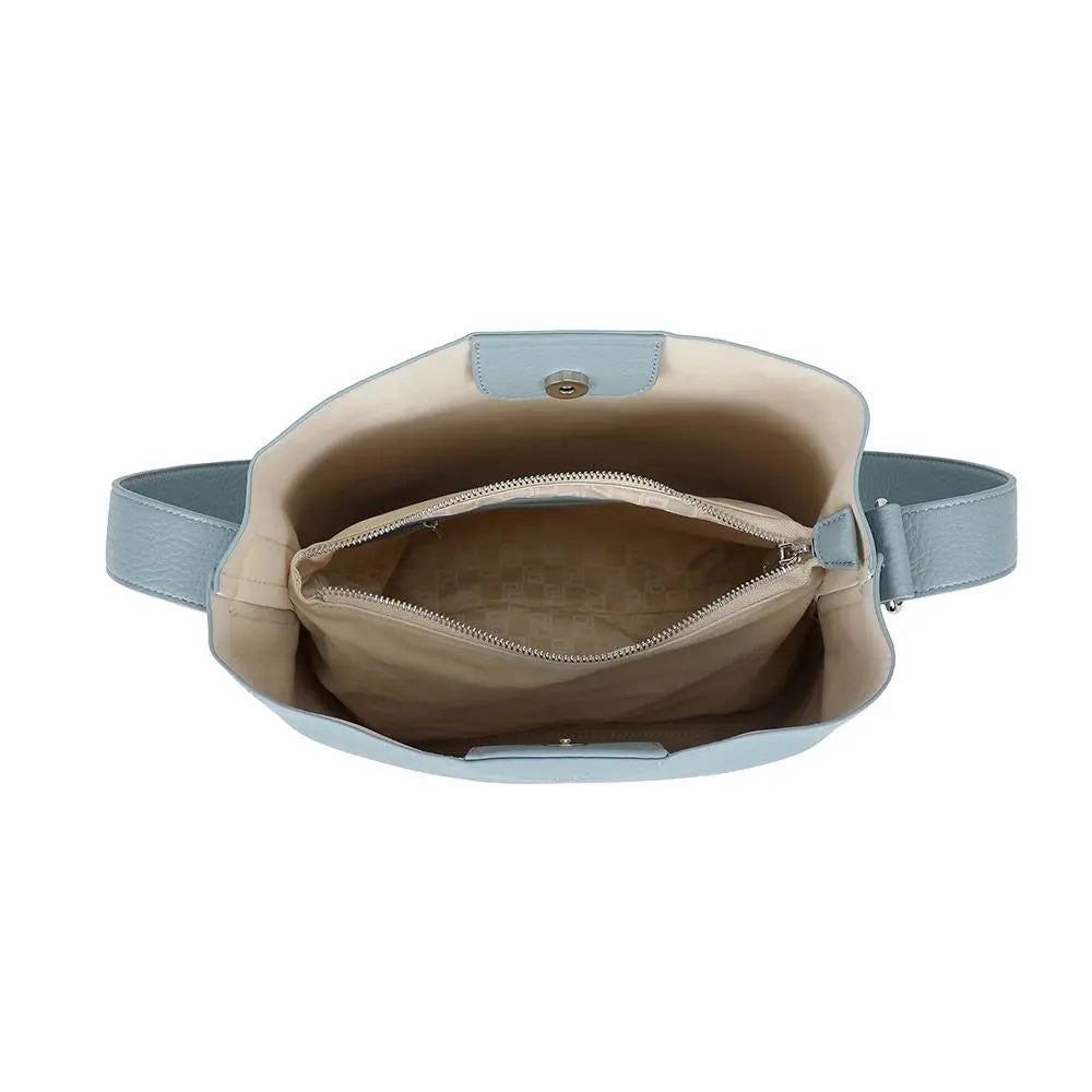 Ulrika Design Bar Zipper - Ljusblå Axelväska 38cm