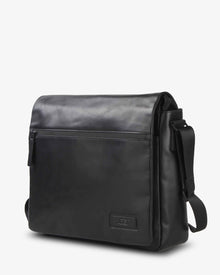 Jost Aarhus axelväska L – svart