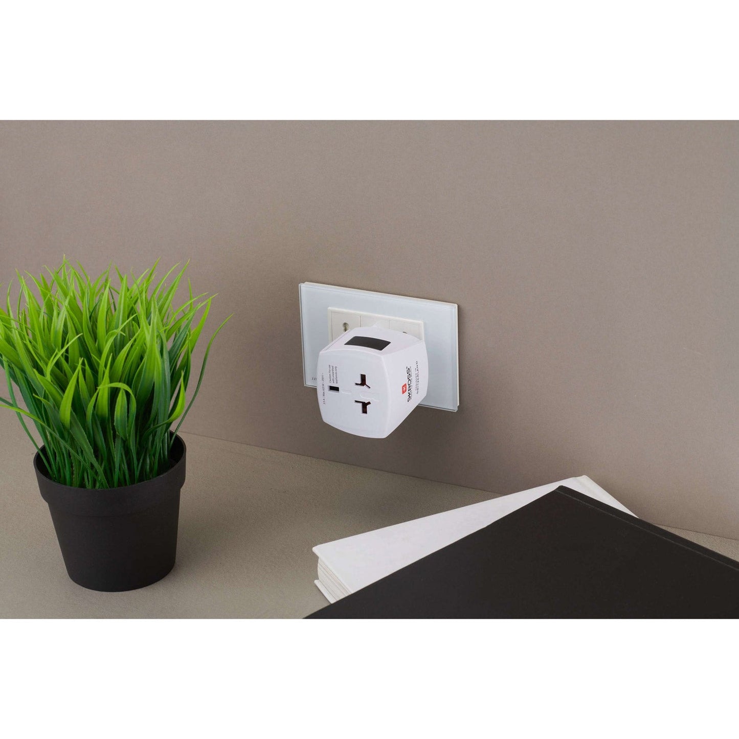 SKROSS - Världsreseadapter MUV Micro Ojordad
