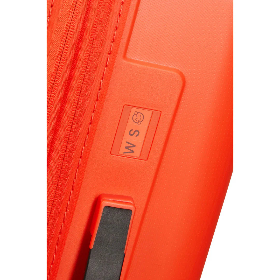 American Tourister Dashpop Spinner - Mandarinröd Mellanstor Resväska 67cm