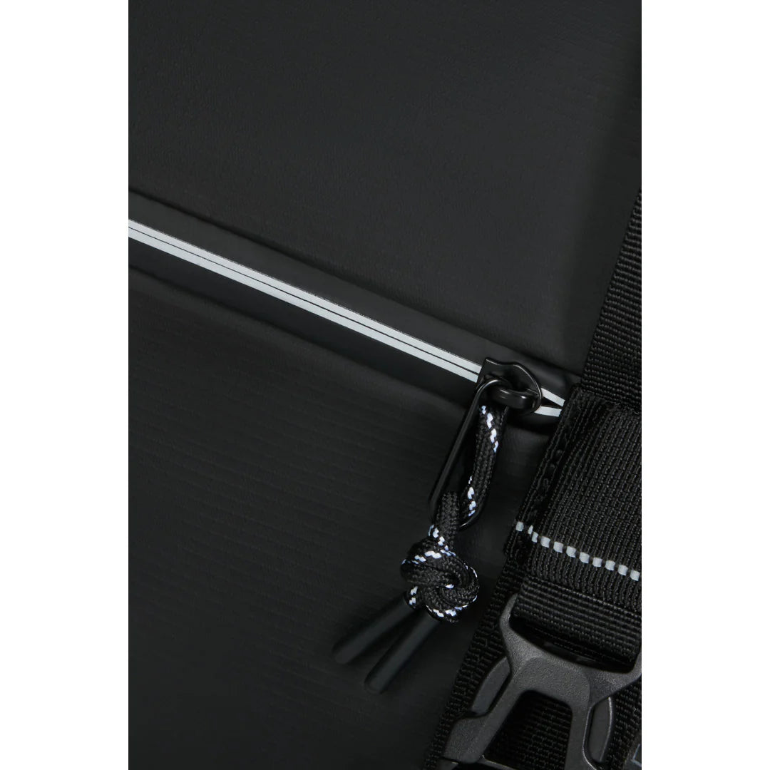 American Tourister Upventure Duffelväska / Ryggsäck 54cm – Svart