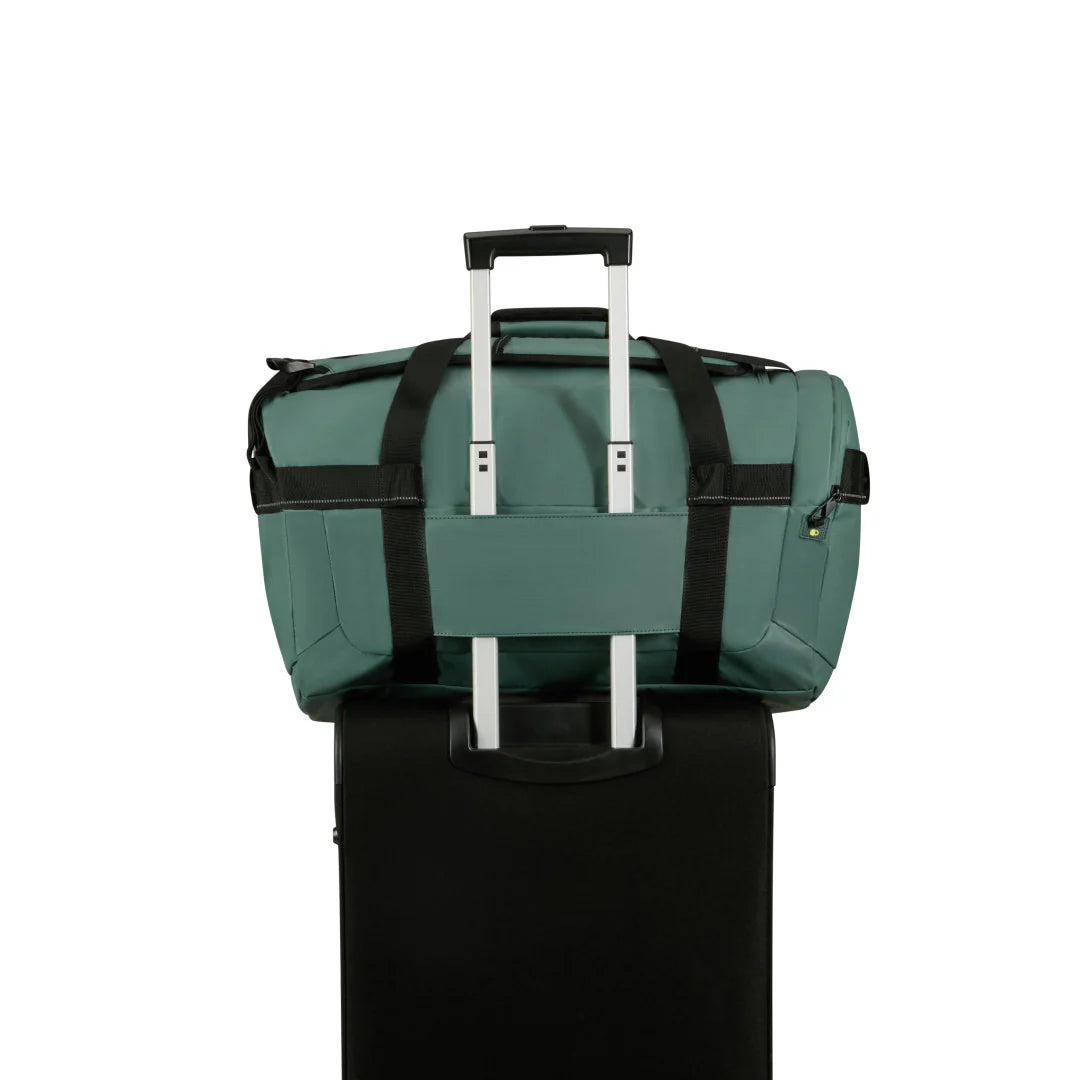 American Tourister Upventure Duffelväska / Ryggsäck 54cm – Dark Forest