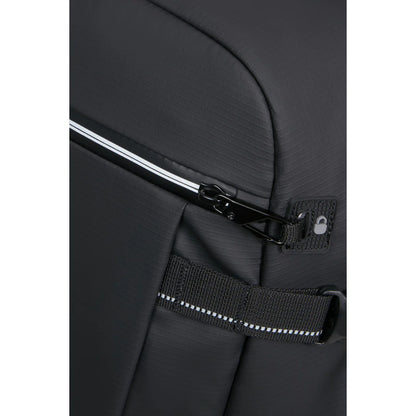 American Tourister Upventure S Datorryggsäck 15,6" – Svart