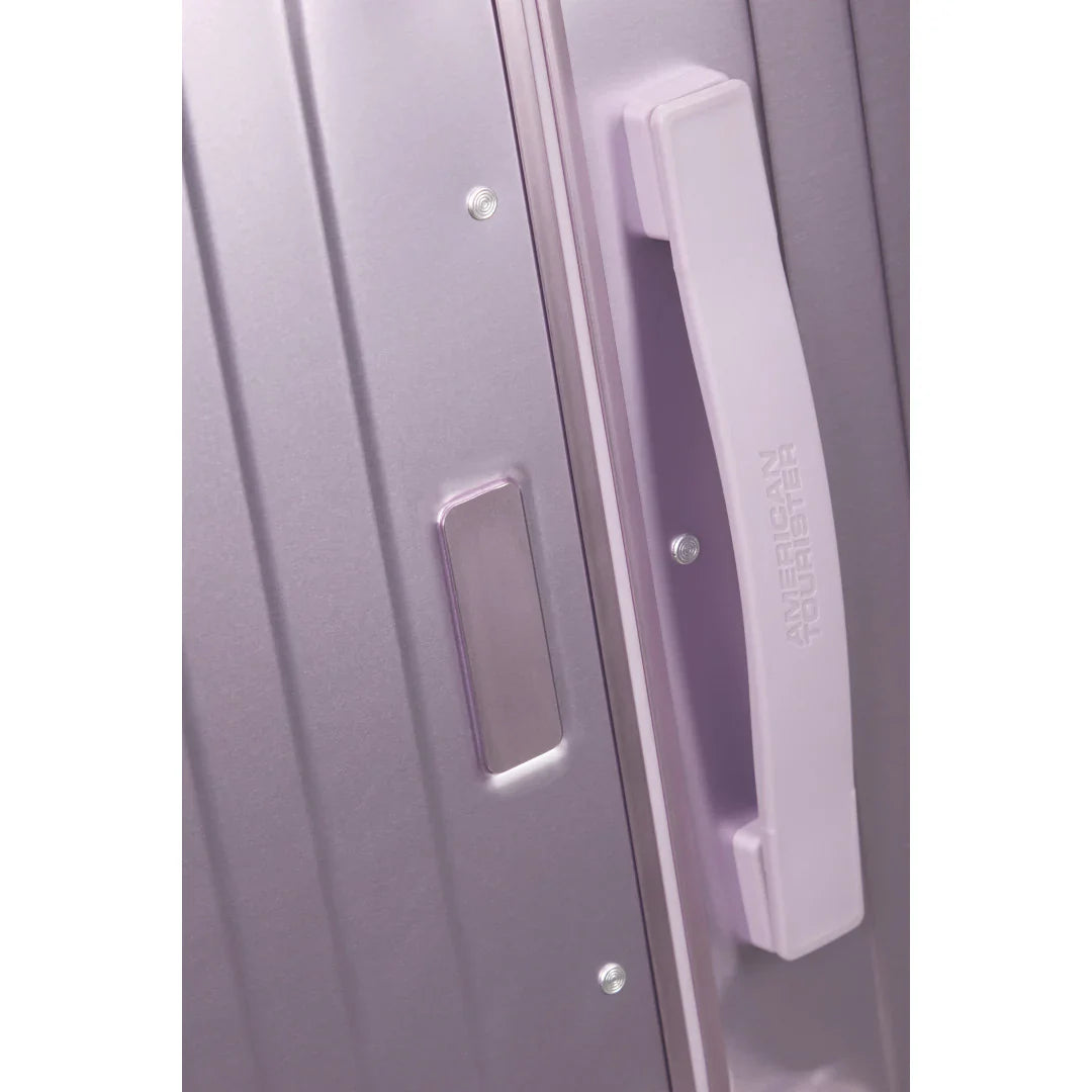 American Tourister Soundbox ALU Mellanstor Resväska 68cm – Stormy Lilac