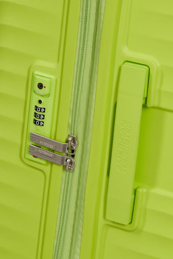 American Tourister Diablast - Hyper Lime Kabinväska 55cm