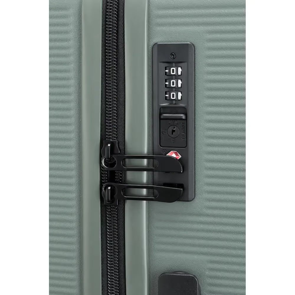 Airbox AZ26 - Grön Mellanstor resväska 65cm