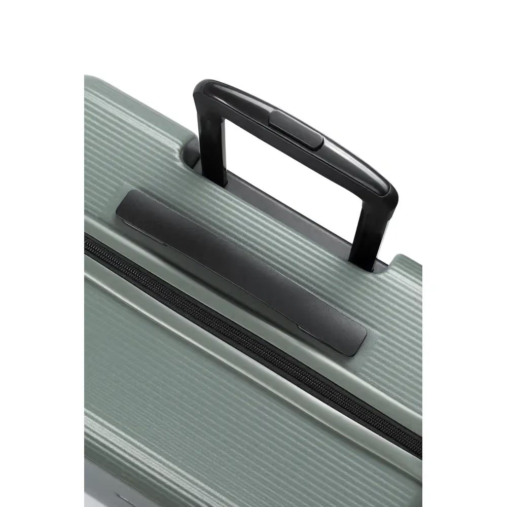 Airbox AZ26 - Grön Mellanstor resväska 65cm