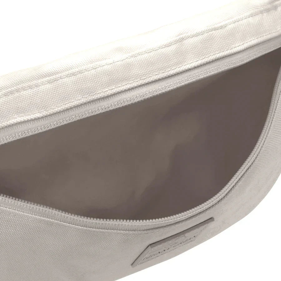 Johnny Urban Erik Crossbodyväska 32cm – Beige