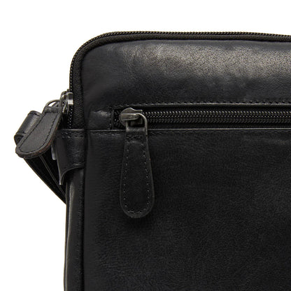 The Chesterfield Brand Tessan Axelväska 26cm – Svart