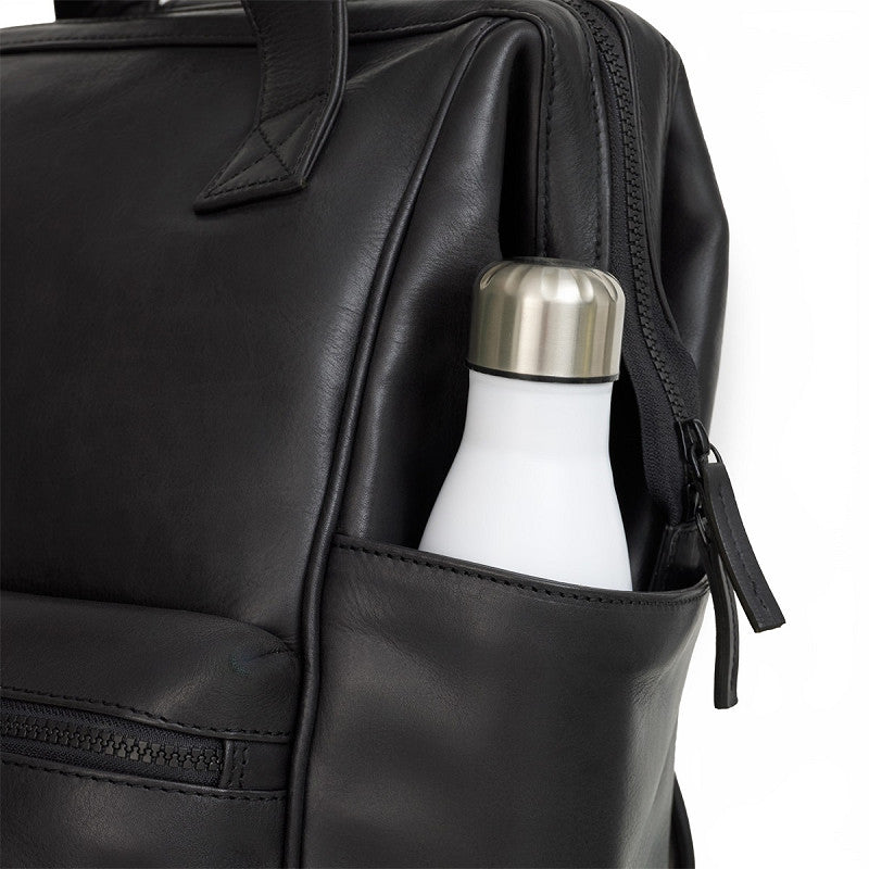 New Rebels Obsidian Tremont Ryggsäck i Läder – Svart