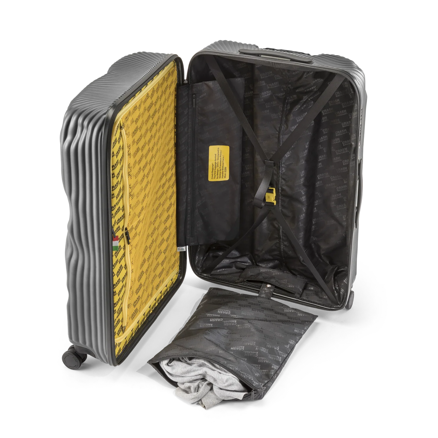 Crash Baggage Stripe Stor resväska 79 cm – Rökgrå