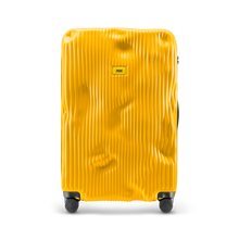 Crash Baggage Stripe Stor resväska 79 cm – Gul