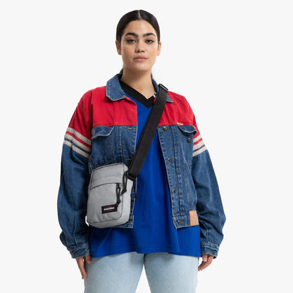 Eastpak The One - Grå Crossover 21cm