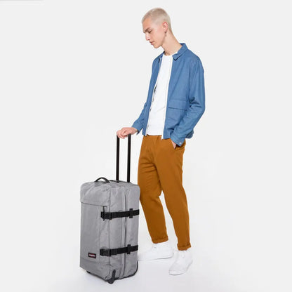 Eastpak Tranverz M - Grå Mellanstor Resväska 67cm