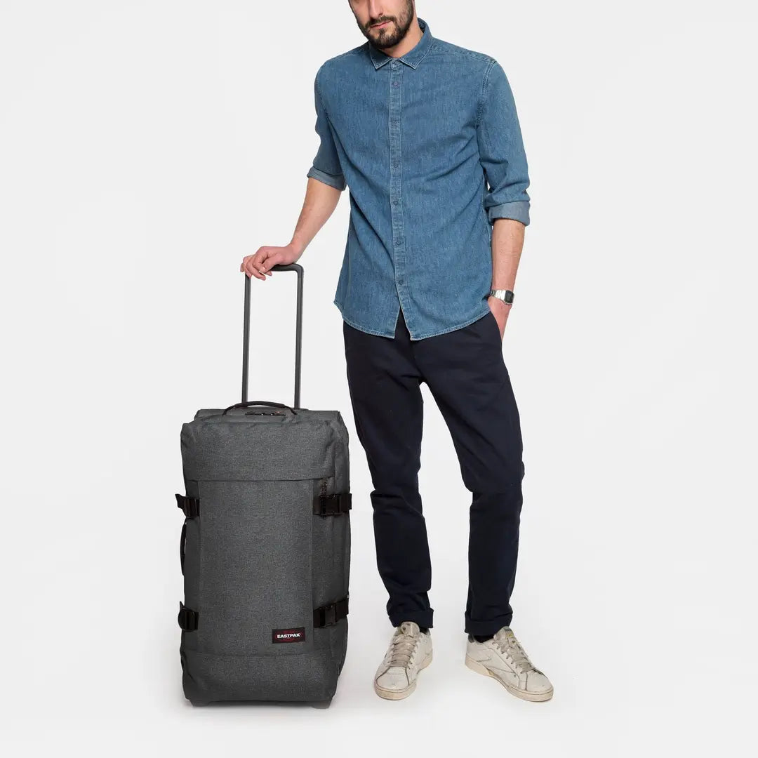 Eastpak Tranverz M - Svart Denim Mellanstor Resväska 67cm