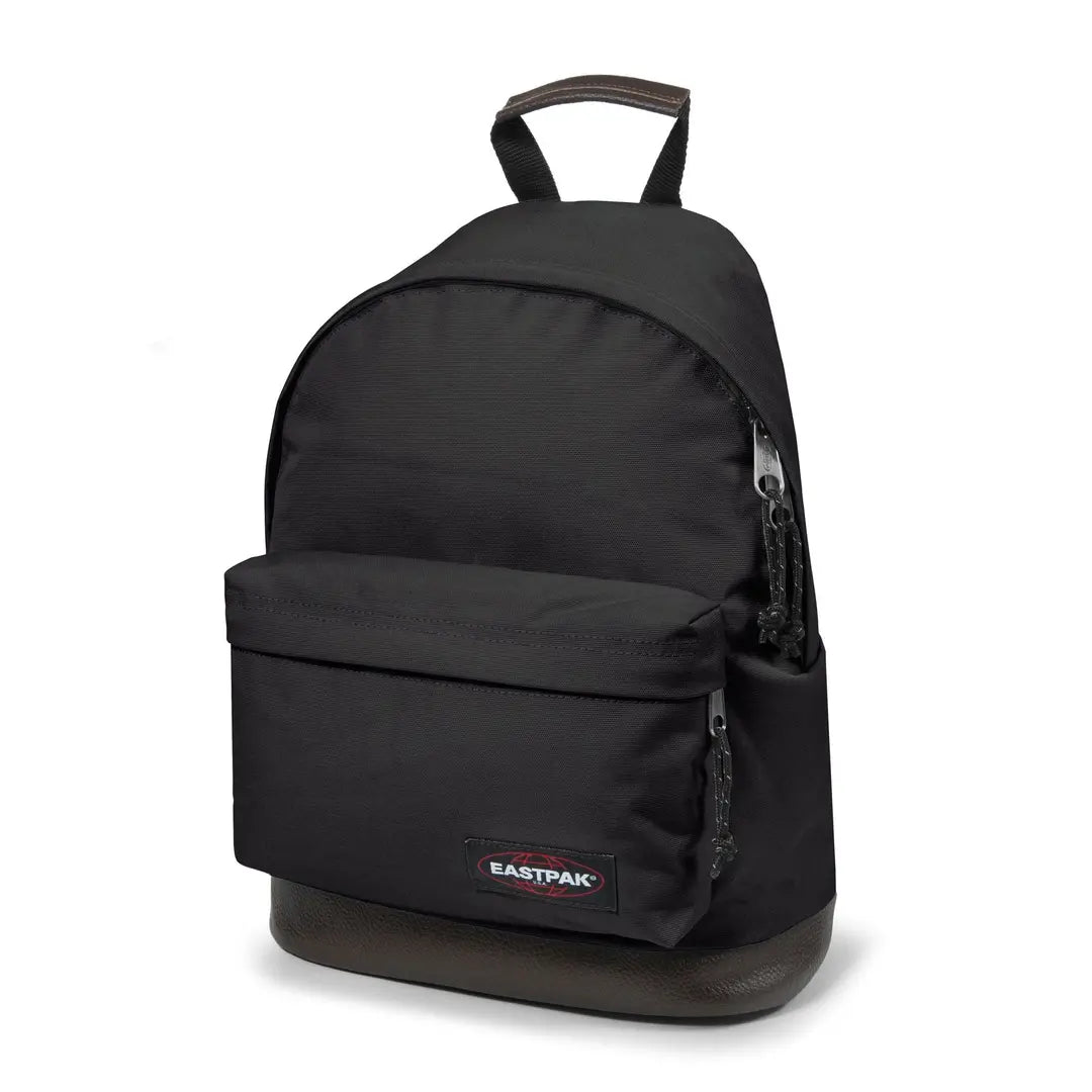 Eastpak Wyoming - Svart Ryggsäck 40cm