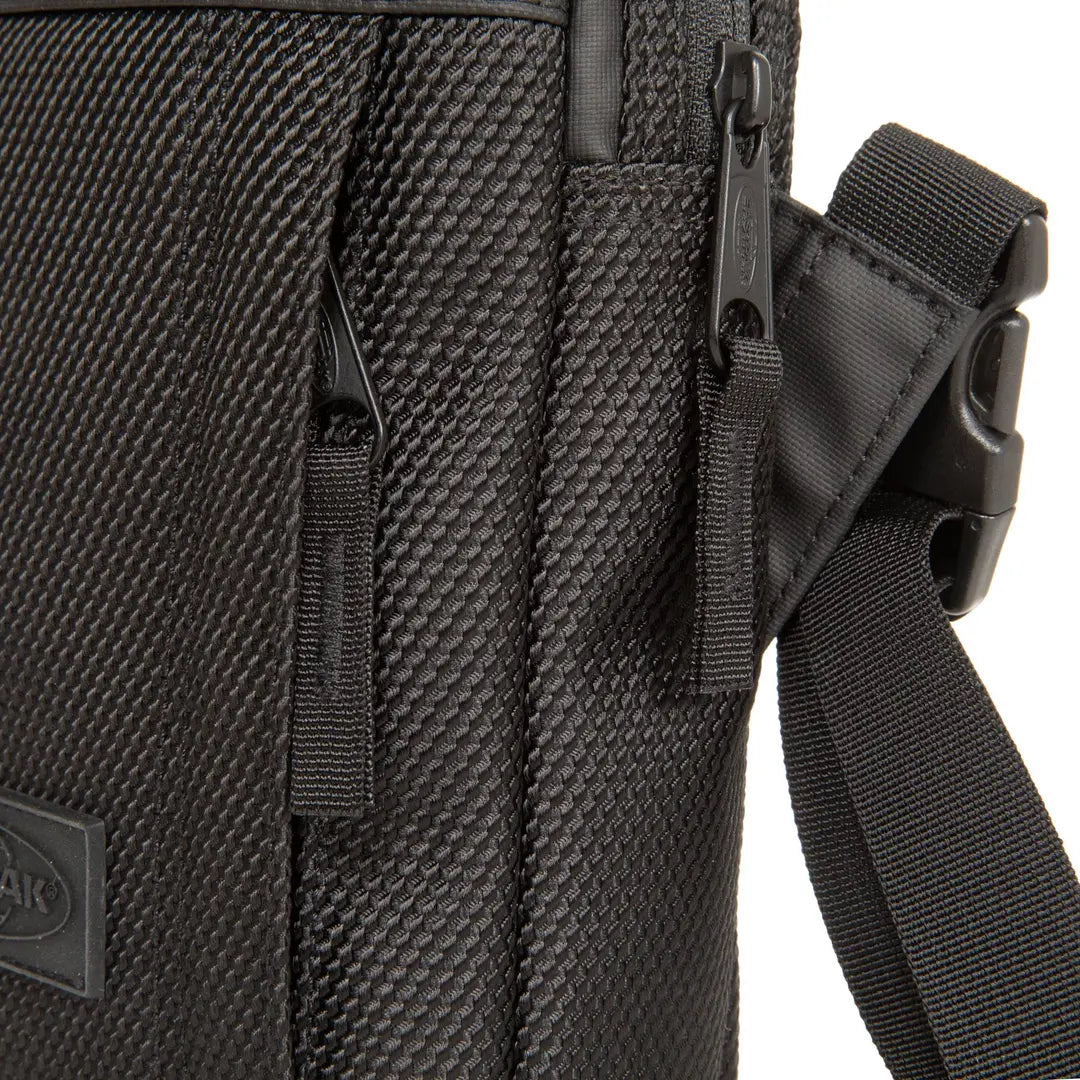 Eastpak The One Cnnct Axelväska 23cm