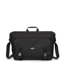 Eastpak Courier Pro - Svart Axelväska 39.5cm