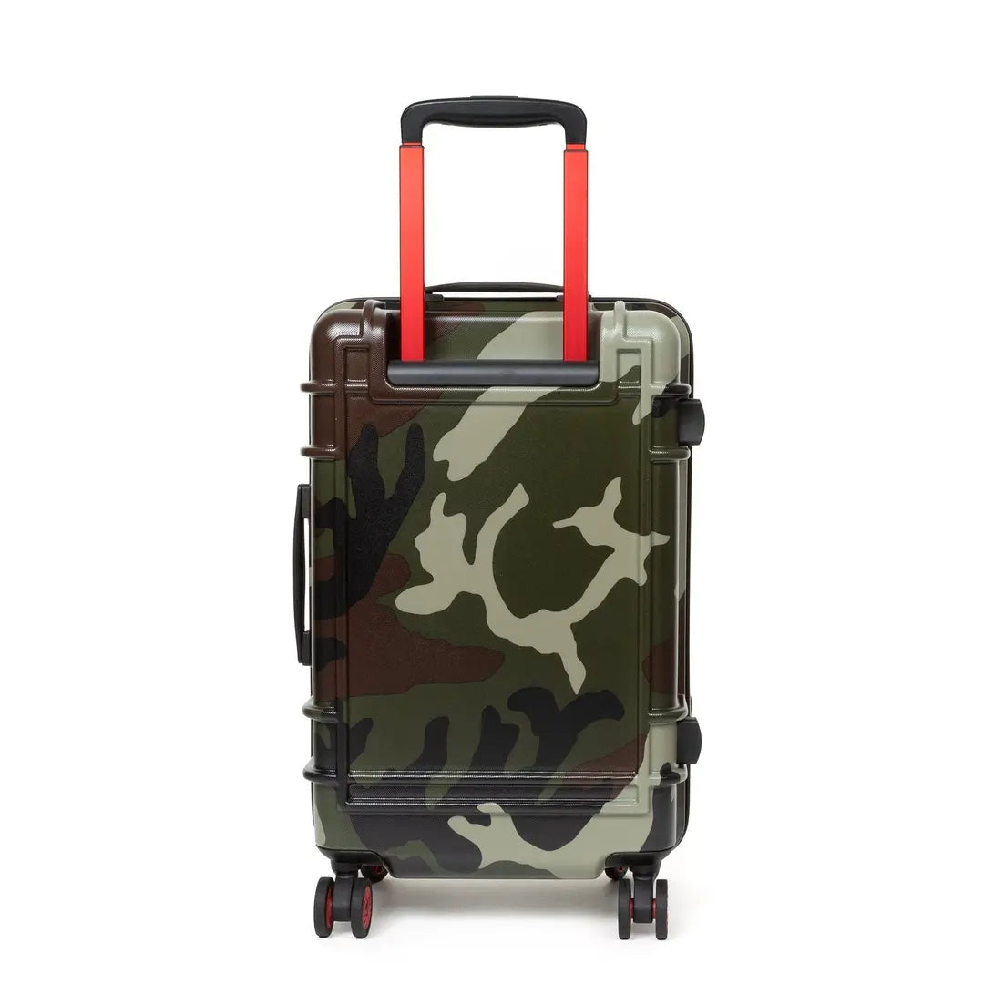 Eastpak Resist'r Zip S - Camo Kabinväska 55cm