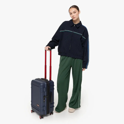 Eastpak Resist'r Zip S - Marin Navy Kabinväska 55cm