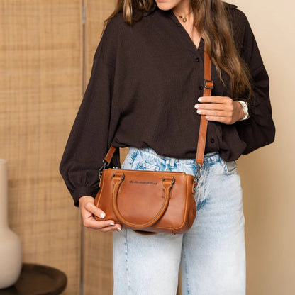 The Chesterfield Brand Fenja Axelväska 29 cm – Cognac