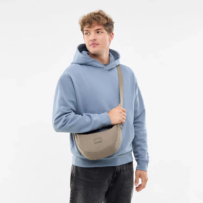 Johnny Urban Ally Crossbody Small 25cm – Ökengrå