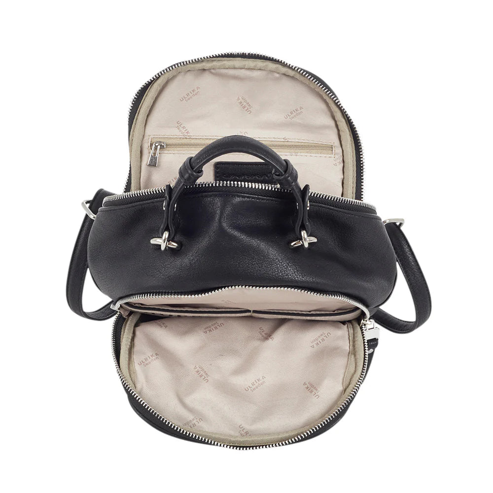 Ulrika Design Noos – Ryggsäck 25cm – Svart