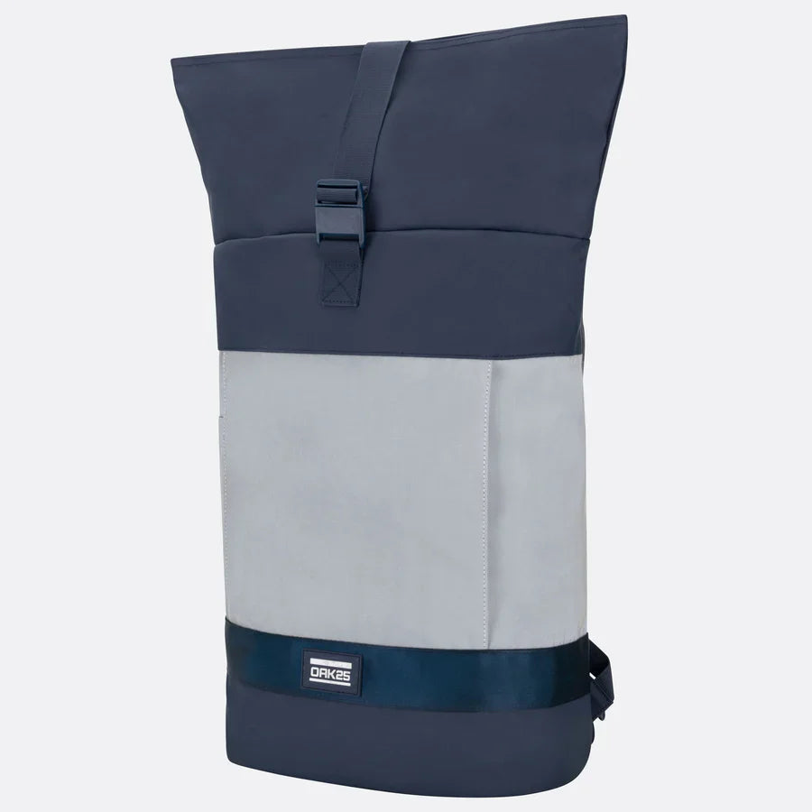 OAK25 Commute Rolltop L 2.0 – Laptopryggsäck 16 - Marinblå