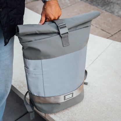 OAK25 Commute Rolltop L 2.0 – Laptopryggsäck 16 - Salviagrön