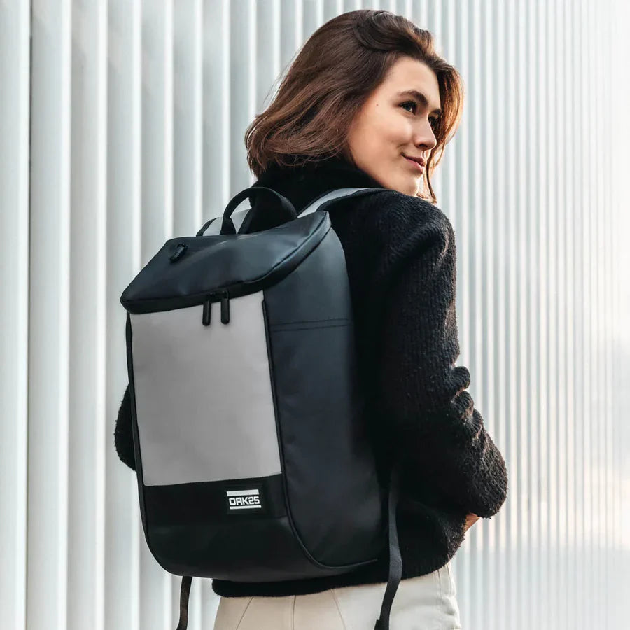 OAK25 Daybag – Svart