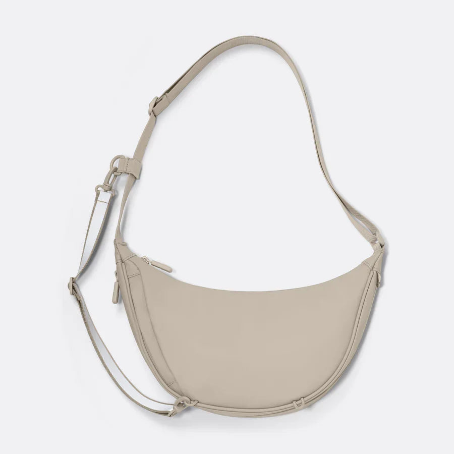 OAK25 Everyday Half Moon Bag – Crossbody-väska - Sand