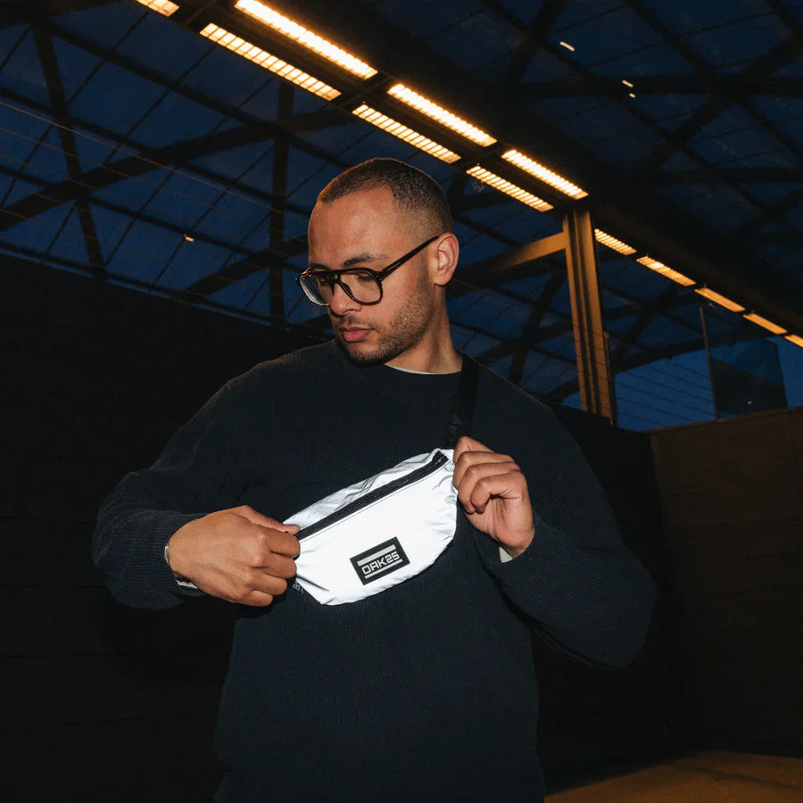 OAK25 Everyday Sling - reflective