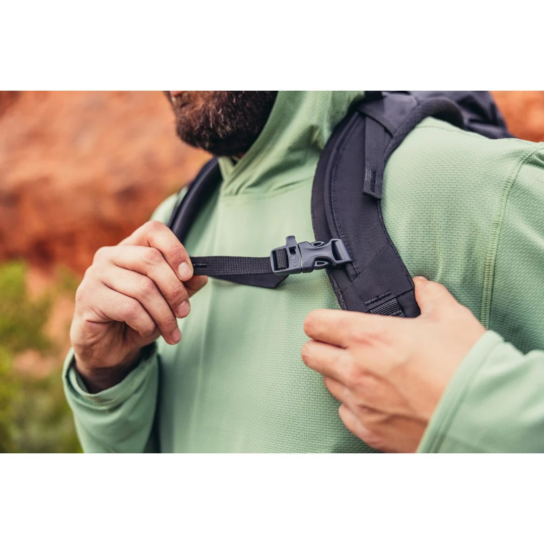 Gregory Stout 35 - Sandstorm