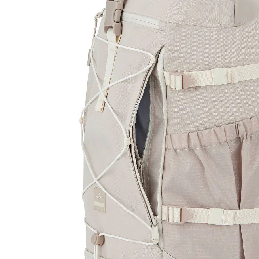 Johnny Urban Allen Travel Datorryggsäck 17" - Sand