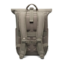 Johnny Urban Allen Rolltop Medium 16 tum – Ökengrå