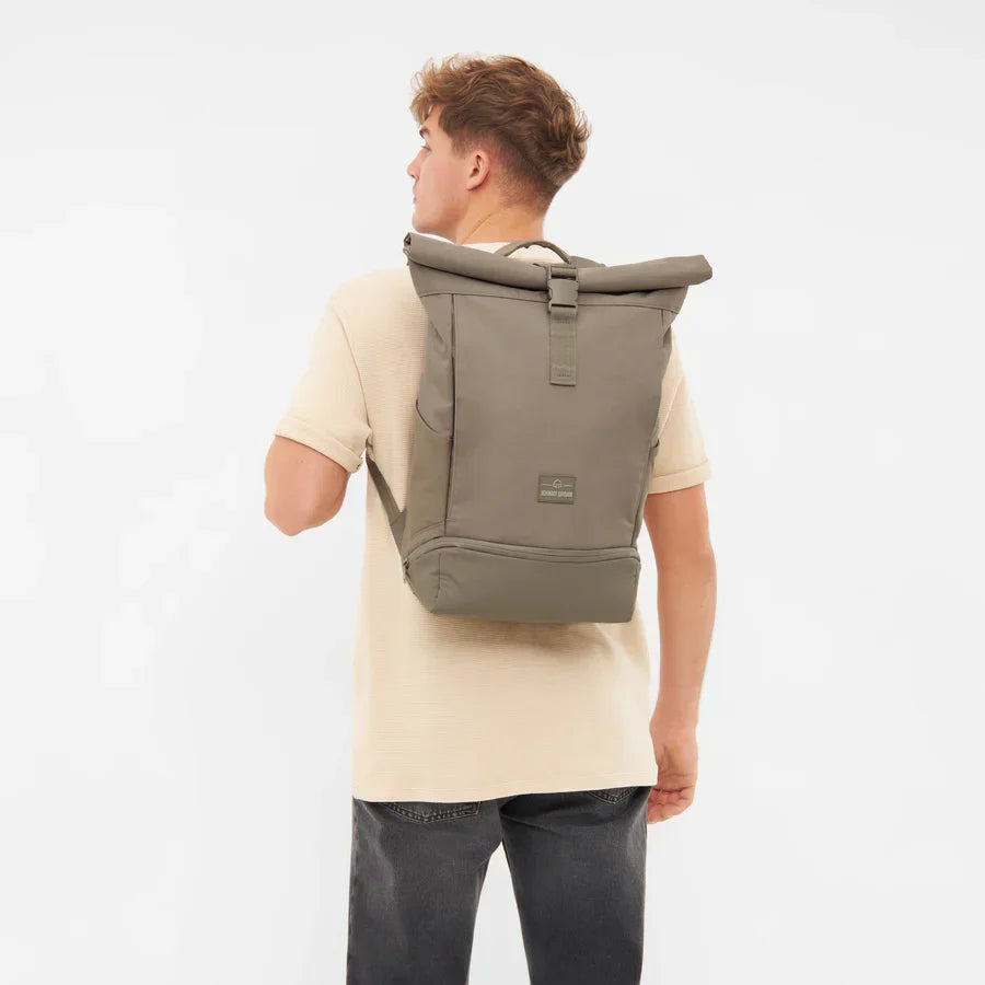 Johnny Urban Allen Rolltop Medium 16 tum – Ökengrå