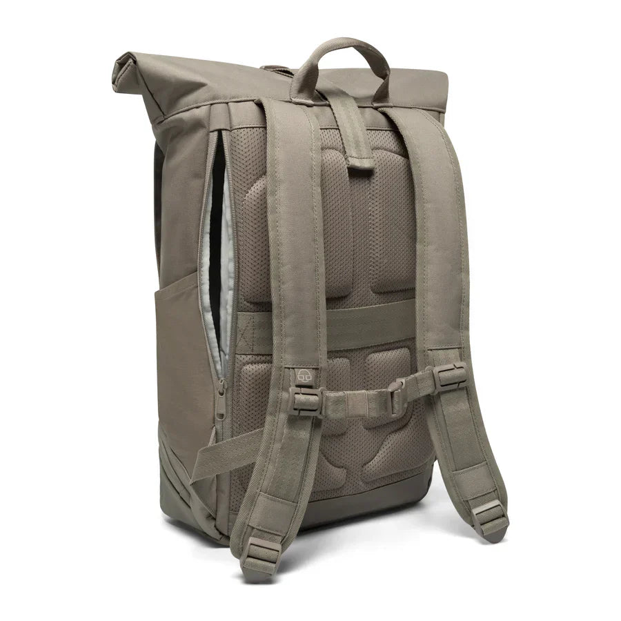 Johnny Urban Allen Rolltop Medium 16 tum – Ökengrå