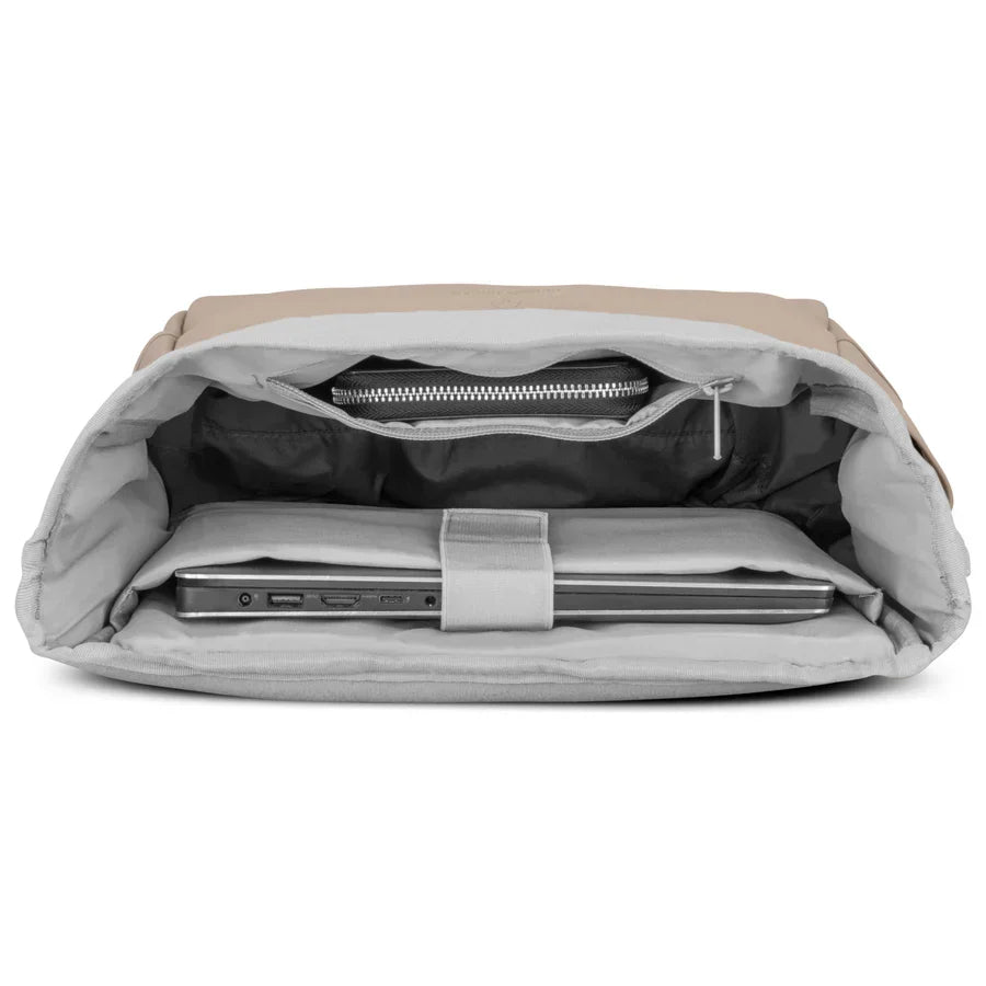Johnny Urban Harvey rolltop-ryggsäck medium 16" – Beige
