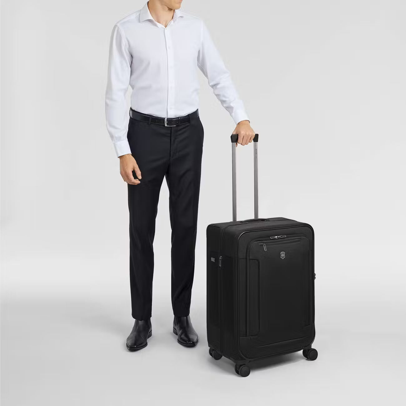 Victorinox Werks Traveler 7.0 Mellanstor Resväska 69cm - Svart