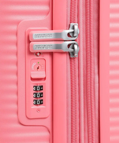 American Tourister Soundbox - Solkysst Korall Kabinväska 55cm