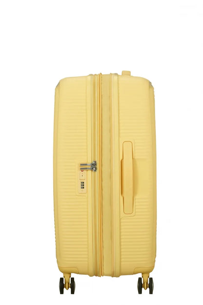 American Tourister Soundbox 67cm Mellanstor Expanderbar Pastel Yellow