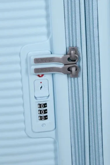 American Tourister Soundbox 67cm Mellanstor Expanderbar Pastel Blue