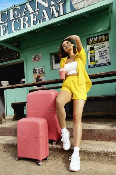 American Tourister Starvibe 77cm Stor Expanderbar Sun Kissed Coral