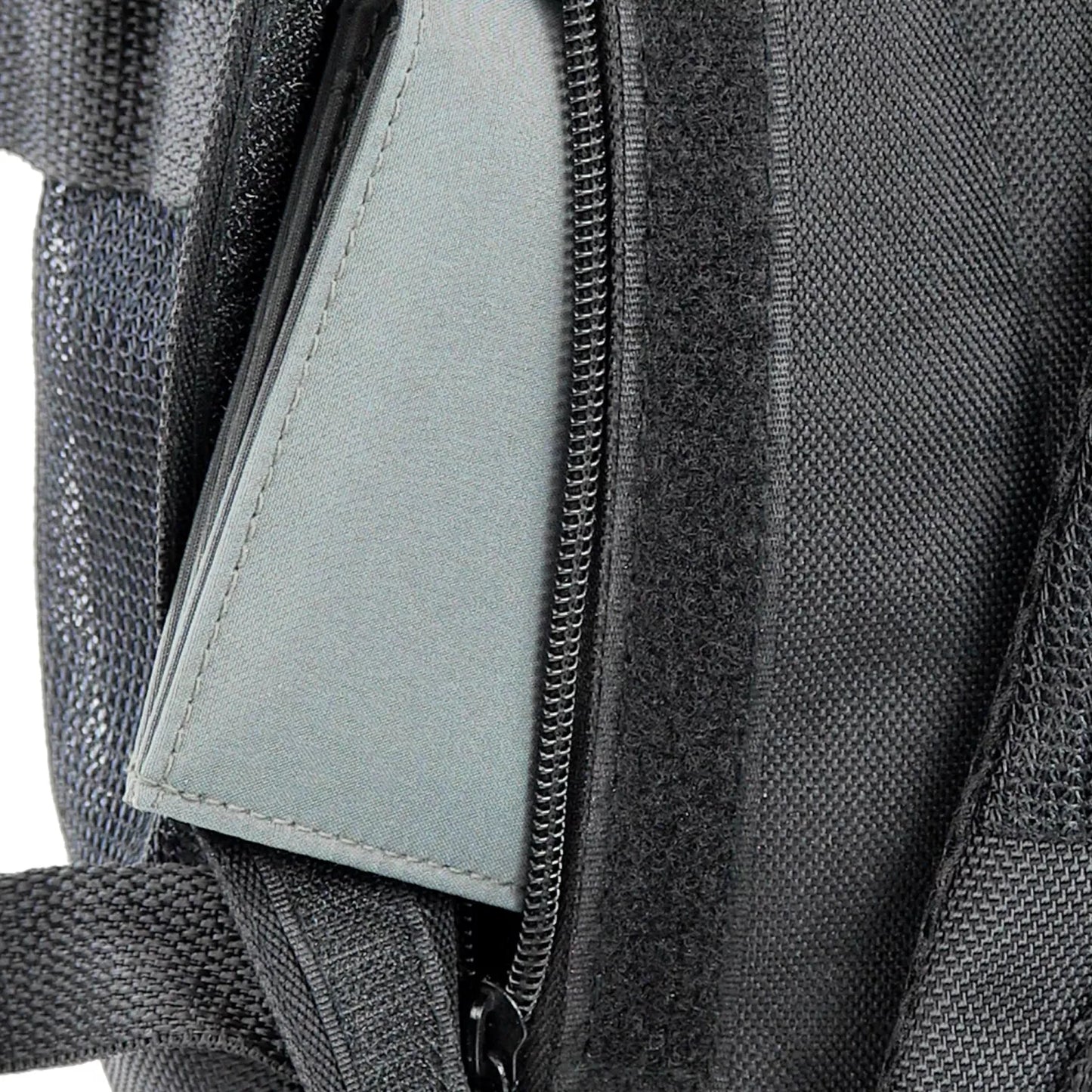 Black Hill Monza Ryggsäck 26L - Svart/Röd